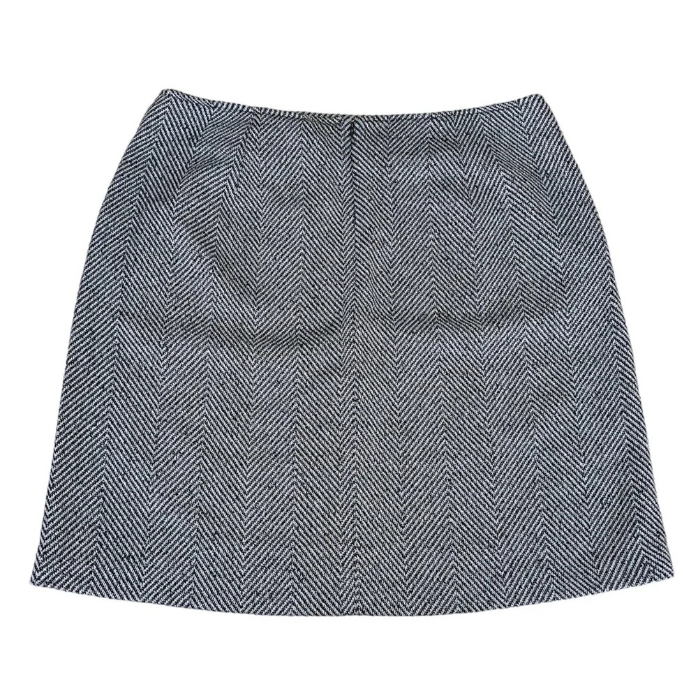 NWT Banana Republic Navy Blue Herringbone Wool Blend A-line Skirt Size 16 Tall - Picture 2 of 9